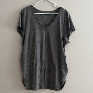 a:glow Women's Maternity Gray V-Neck Top